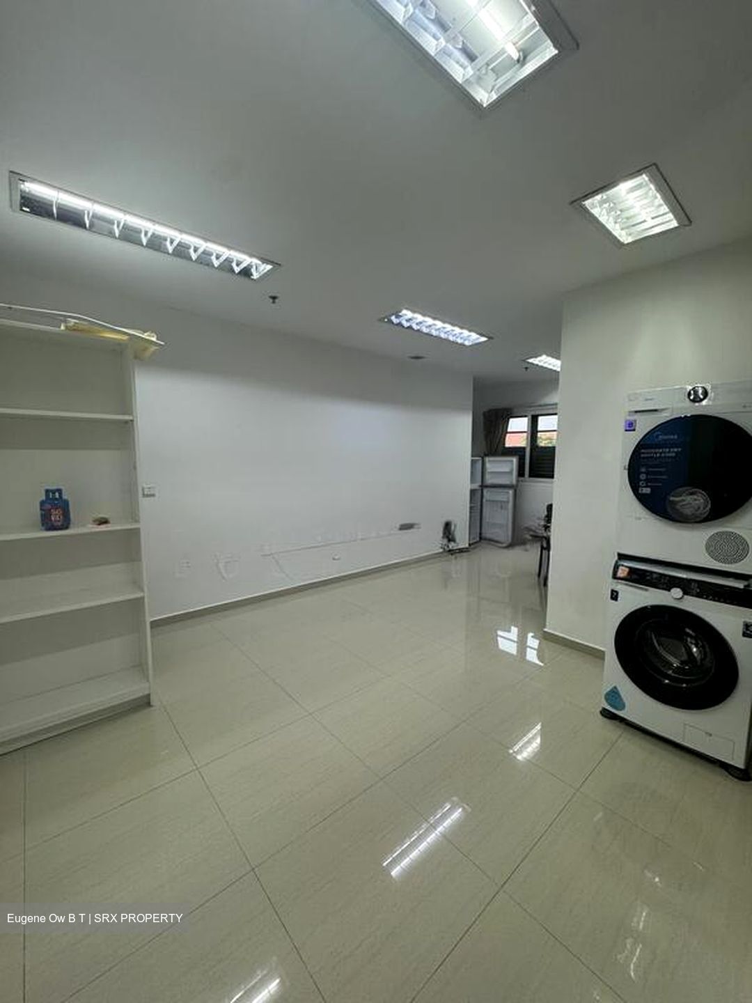 Soho Life (D15), Office #598107411